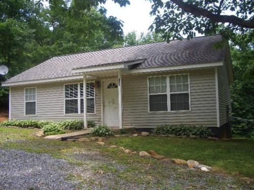 226 Moonview Lane