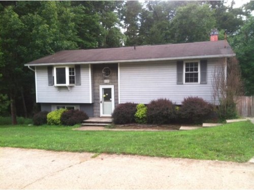 2902 Meadowview Dr