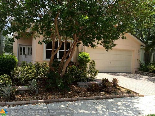 839 VISTA MEADOWS DR