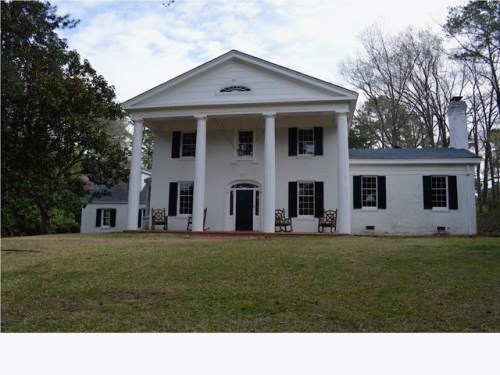 2622 LAKE CIRCLE