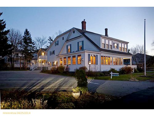 36 Beachmere Place