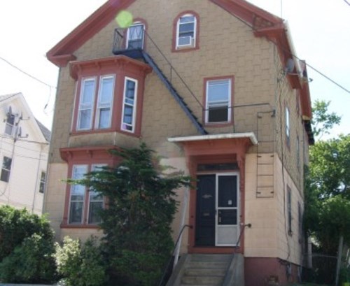 208 Magnolia St