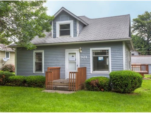 301 NE Main St