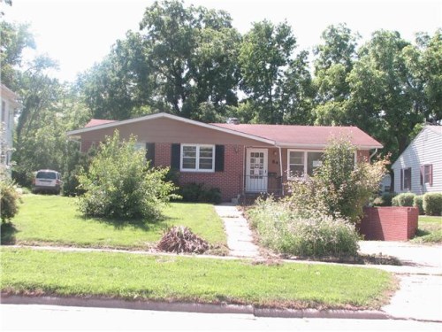 843 Grand Ave