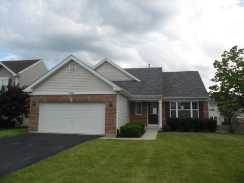 8010 Aaron Ln