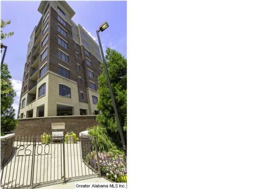 2600 HIGHLAND AVE 704