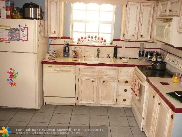 820 NW 67TH AVE