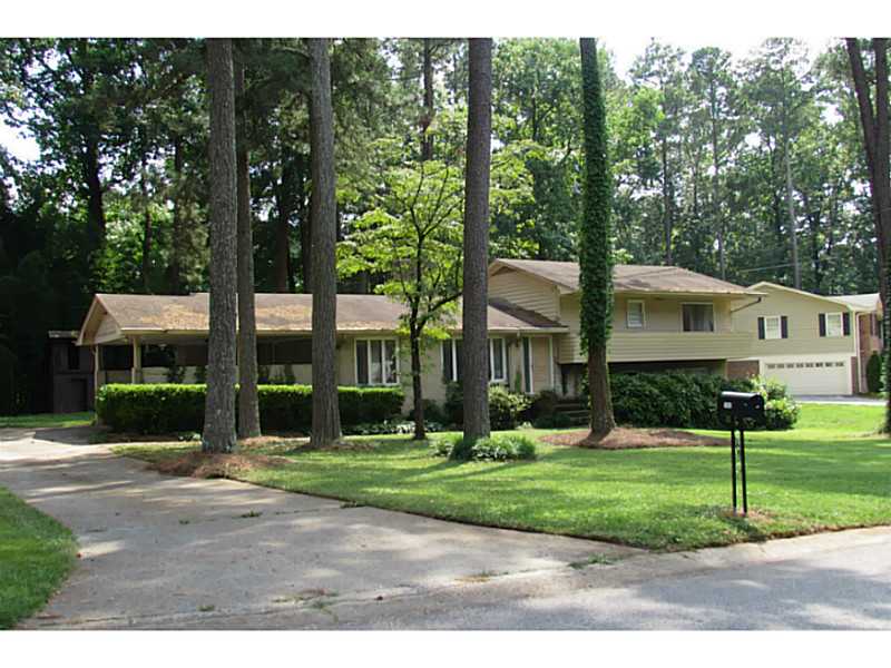 1583 Rochelle Drive