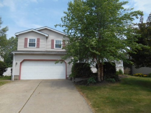 2244 Stoneybrook Dr