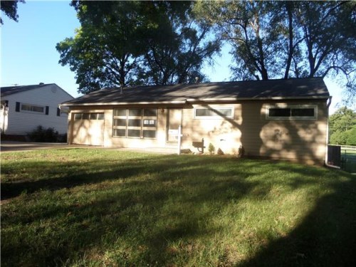 471 Park Dr
