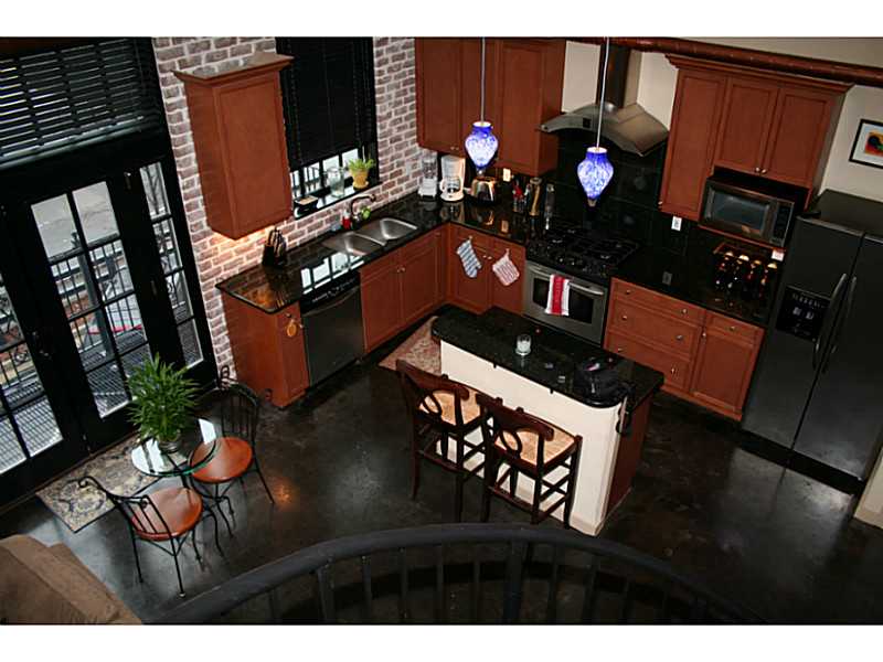 Unit 109 - 5434 Peachtree Road