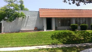2100 N Derek Dr 40b