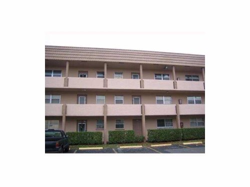 8595 SUNRISE LAKES BL # 206