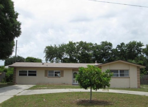 601 Hillside Drive South