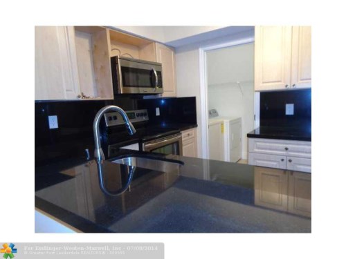 1281 SW 46TH AVE # 2503