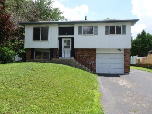 136 Pacific Dr