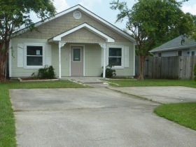 1105 Rose Meadow Loop