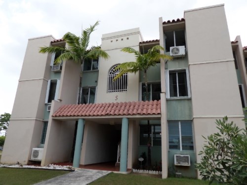 S-301 Patio Sevillano
