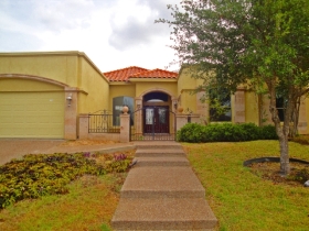 3811 Sandcliff Dr