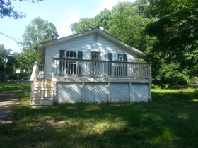 406 Wolfe Street