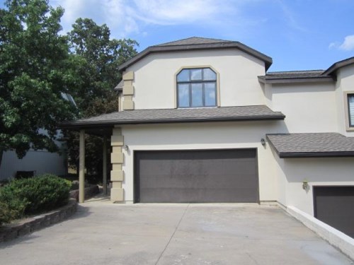 203 Eagle Pointe Dr
