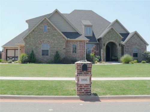 1895 Buckskin Ct