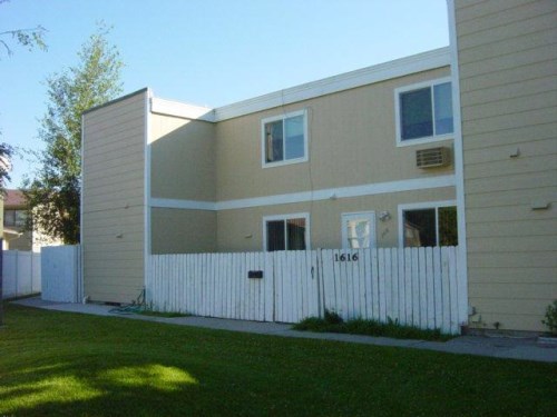 1620 Roadrunner Pl