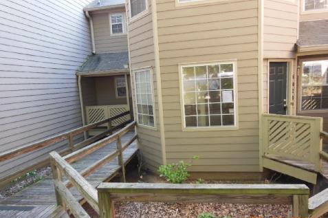 6020 Gray Gate Lane Apt B