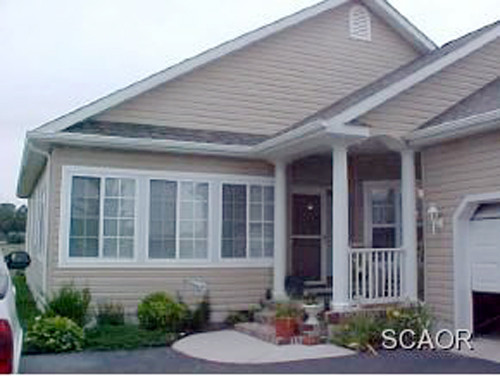 10 CLEARVIEW DR