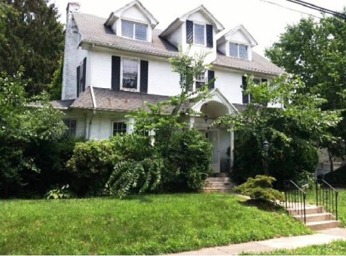 335 Congress Ave