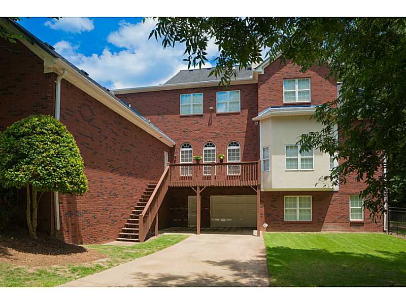 1395 Natchez Way