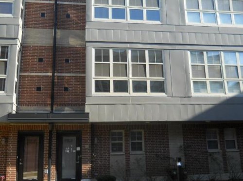 2323 S Wabash Ave Apt 15