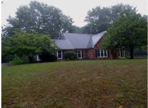 483 Lake Valley Dr