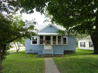 1003 E Apple Ave