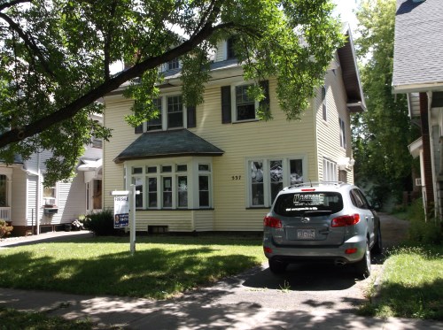 537 Hazelwood Terr