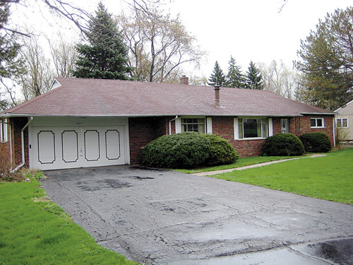 5821 s. Edgewood Ln.