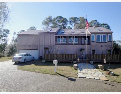 11 Bayou View