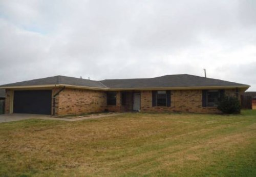 206 SW Crystal Hills Drive