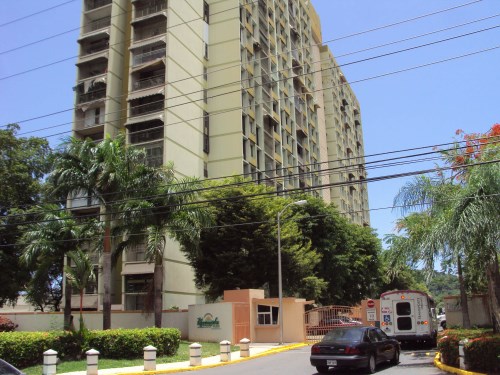 Riverside Plaza I Cond. Apt. K-1