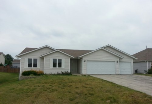 11004 Jasmine Dr