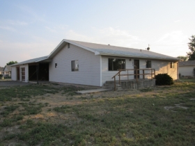 449 Pear Ln