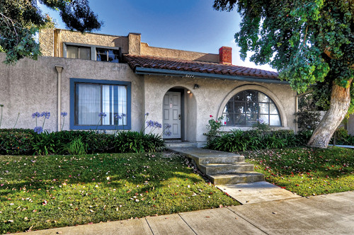 8222 Slater Avenue