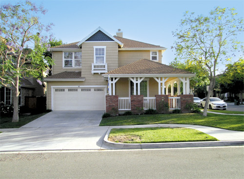 42 Bainbridge Avenue