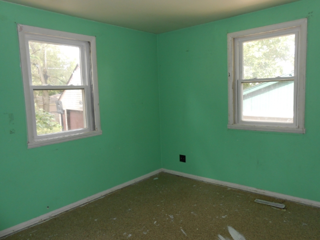 115 Mora Rd