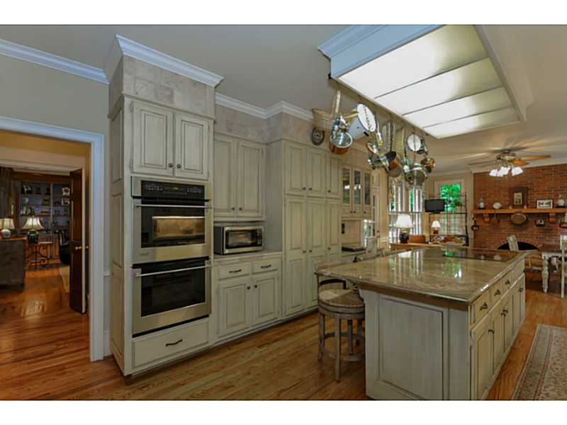 2191 Brooke Farm Court