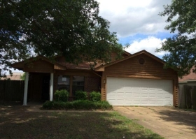 615 Westgate Cv
