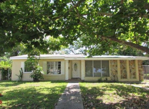 1309 Tyrone Blvd N