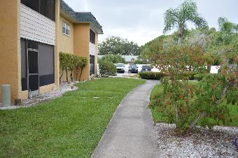 5509 Fountain Lake #C-106
