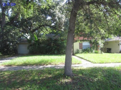 2115 Valencia Rd