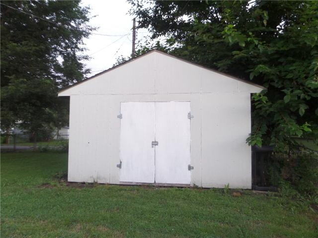 308 E Pine St